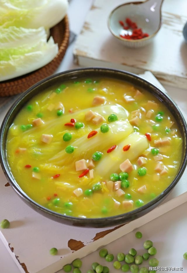 S5. Baby Cabbage in Ham Broth 金汤娃娃菜.