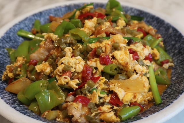 CS6. Hunan Farmhouse Pork & Eggs Stir-fry 山海农家一碗香.