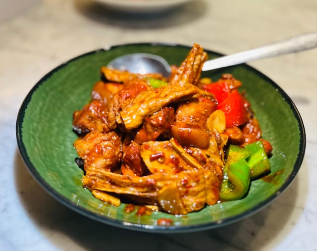 M12. Braised Pork Belly 岷山红烧肉.