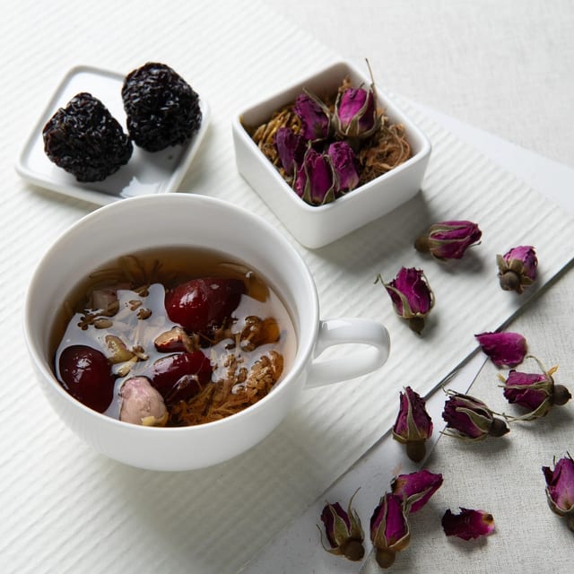 Flowers Tea (Chrysanthemum, Honeysuckle & Jasmine) 三花茶.