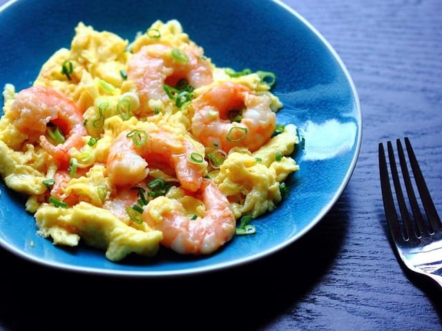 SF5. Scrambled Eggs with Shrimp 滑蛋虾仁.