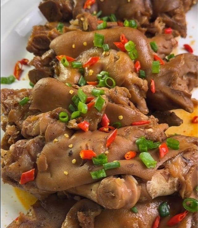 M7. Spicy Pig Trotters 北鲜开边猪脚.