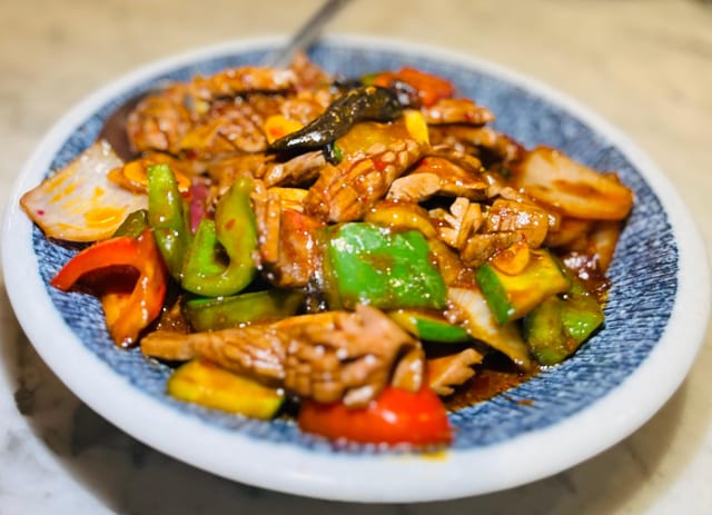 M4. Sautéed Pig Kidney 火爆腰花.